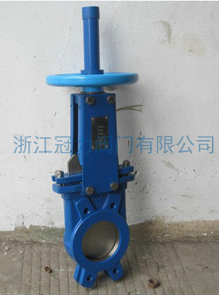 使用手動(dòng)刀閘閥應(yīng)當(dāng)注意什么事項(xiàng)?